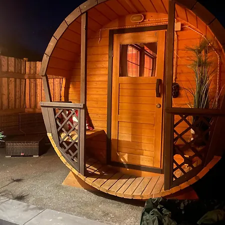 Loft Und Am Mit Sauna Dom wakacyjny *